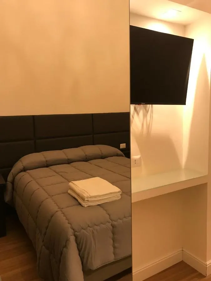 Motta Palace Apartments & Rooms Motta Sant' Anastasia Guest house