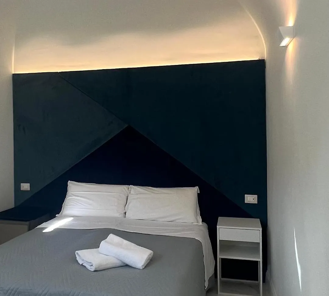Guest house Motta Palace Apartments & Rooms Motta Sant' Anastasia
